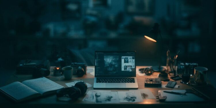 Creative workspace with multiple projects and one project selected for focus